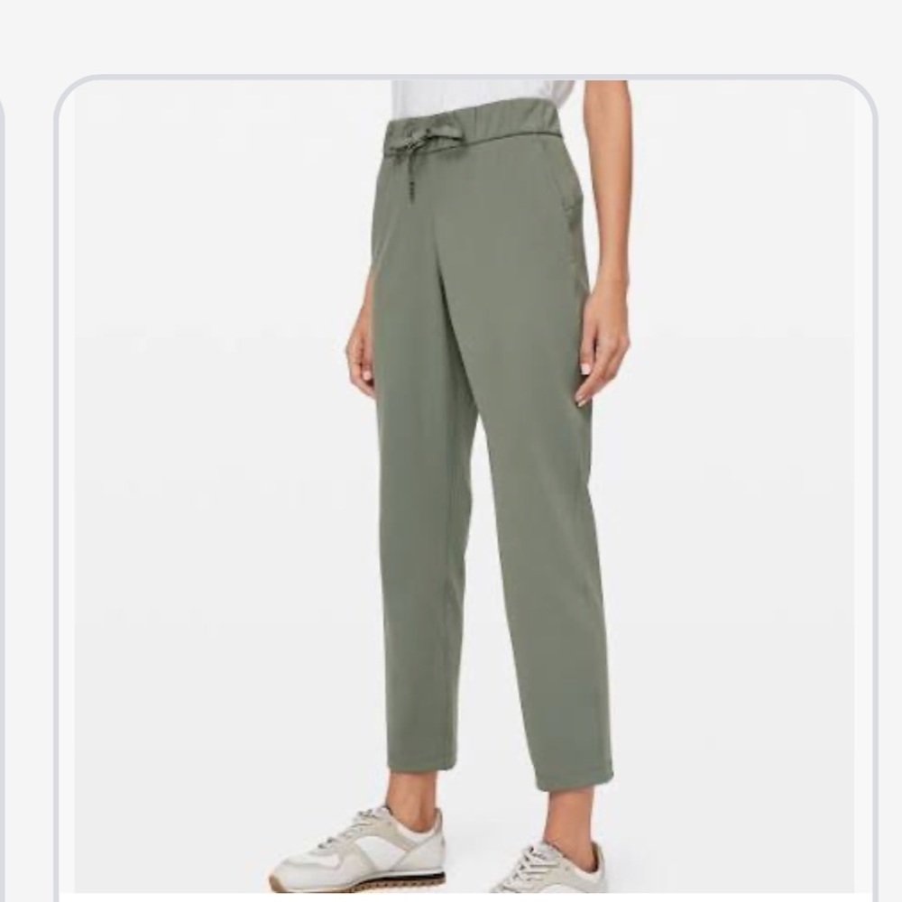 Like new Lululemon On the Fly